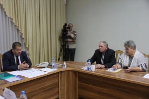 <div>Памочнік Прэзідэнта — інспектар па Віцебскай вобласці Анатолій Ліневіч наведаў Сянно.
</div>