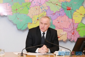 С решения кадровых вопросов свою рабочую неделю начал председатель Витебского облисполкома Николай Шерстнёв. Блок согласований новых назначений и продления контрактов ныне действующему директорскому корпусу коснулся аграрного сектора региона