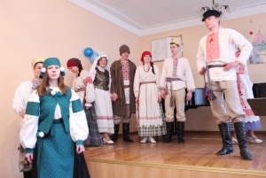 Как на Сенненщине возрождают региональный народный костюм и местные традиции празднования Масленицы