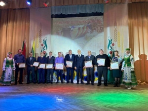 Районный праздник тружеников села «Дажынкі-2023» прошел в районном Доме культуры