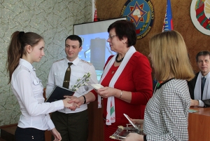 Мы – граждане Беларуси! Мы — сенненцы! В День Конституции 9 юных жителей нашего района получили путевки во взрослую жизнь