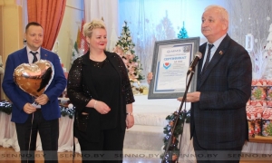 В рамках благотворительной акции “Наши дети” Сенненский детский дом посетил заместитель Премьер-министра Республики Беларусь Пётр Пархомчик