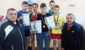 Сямімільнымі крокамі. Сенненскія барцы паказалі выдатныя вынікі на рэспубліканскім турніры