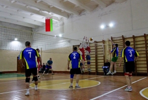 20 января в Сенно стартовал чемпионат района по волейболу