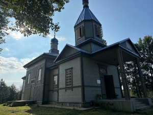 28 августа в восстановленной святыне XIX века - Свято-Успенском храме
Сенненщены прошла божественная литургия