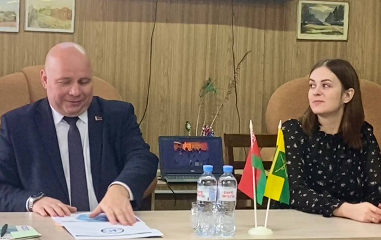 Делегаты VII Всебелорусского народного собрания держат руку на пульсе района! Их маршрут показывает заботу о каждом труженике