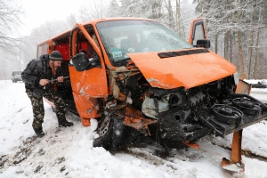 <p>В Сенненском районе легковушка столкнулась с микроавтобусом</p>