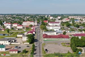 Руководство района поздравляет жителей со 100-летием со дня образования Сенненского района