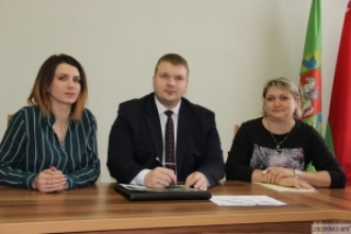 Сваё прафесійнае свята адзначылі работнікі землеўпарадкавальнай і картографа-геадэзічнай службы<br />