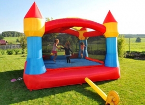 <p>Детский травматизм и надувные аттракционы</P>